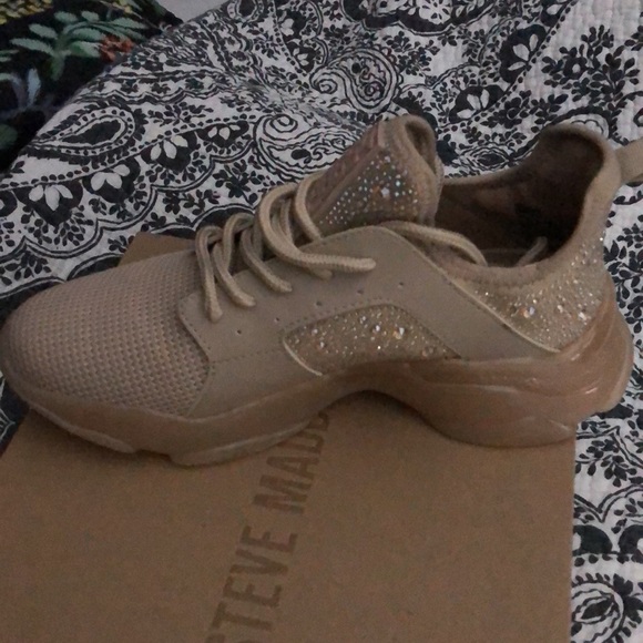 Steve Madden Ganzo-R Blush Size 9 in box - Picture 7 of 9